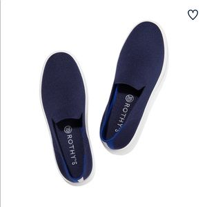NWT Rothy’s sneaker in Deep Navy.